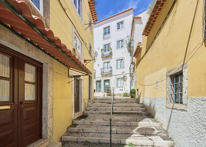 Alfama Heart, Walk Everywhere W Ac, By Timecooler * Lisboa