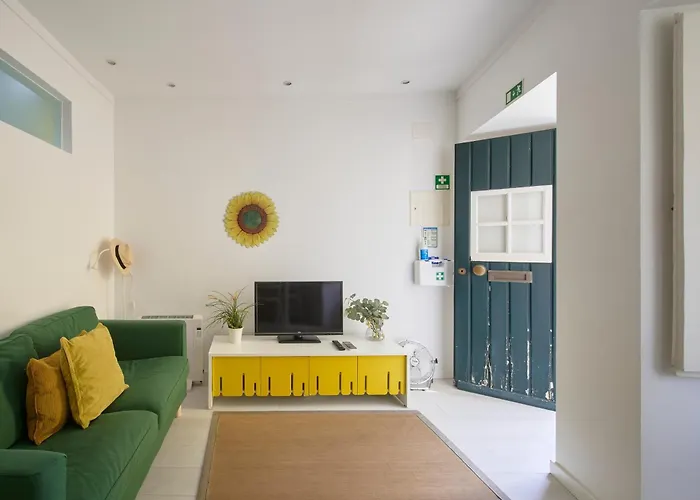 Alfama Heart, Walk Everywhere W Ac, By Timecooler شقة *