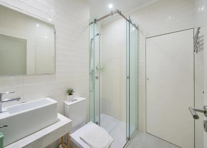 Alfama Heart, Walk Everywhere W Ac, By Timecooler شقة